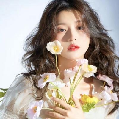 大鼻子小英雄