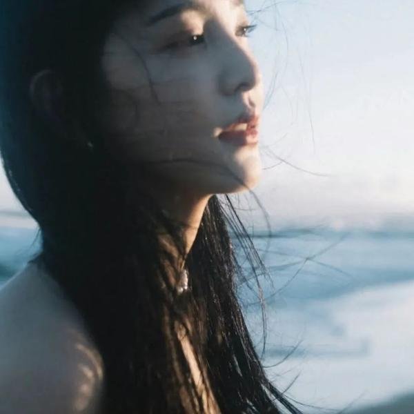 美女食神